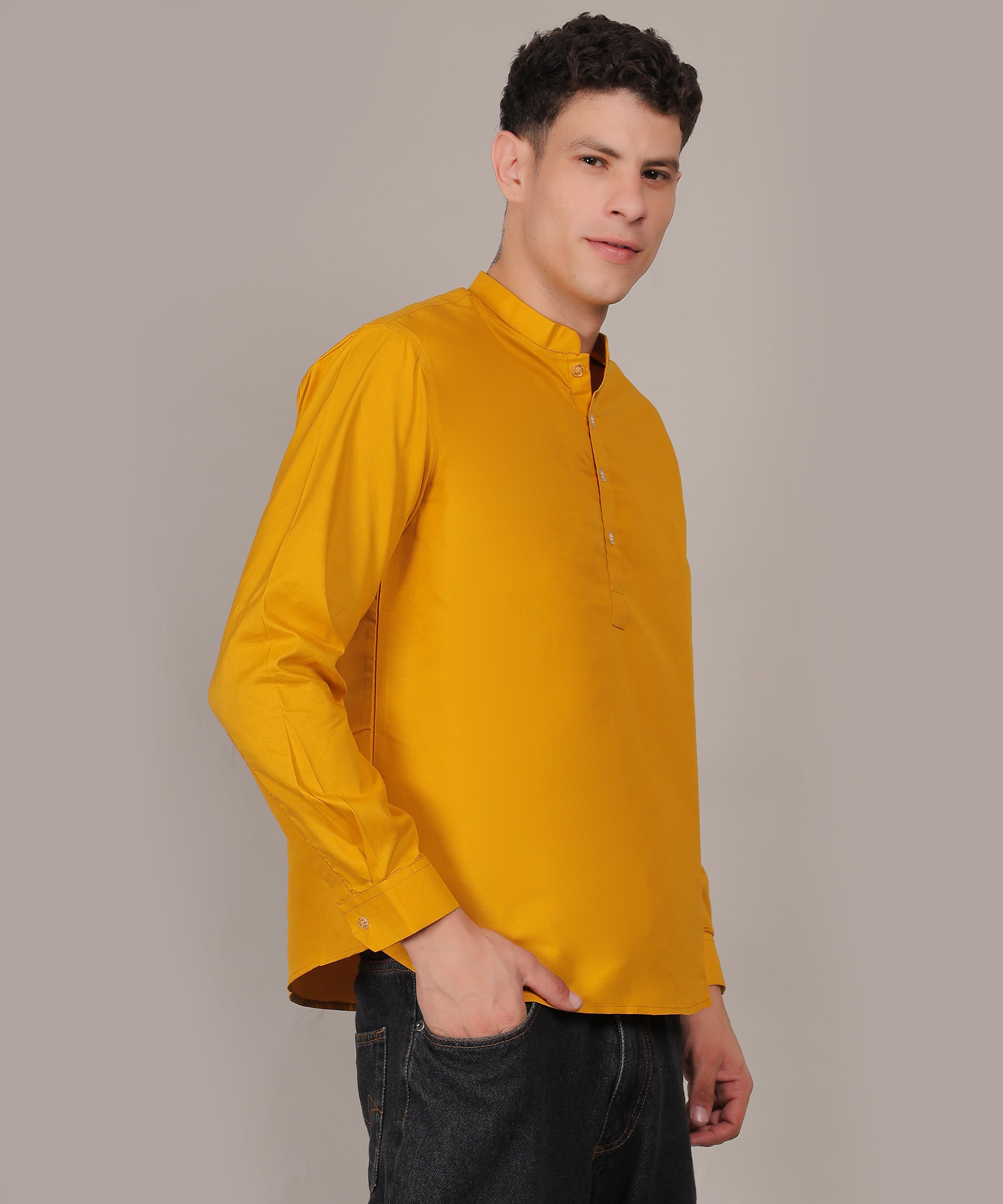 CONCHIC Men’s Solid Pure Cotton Short Kurta (Yellow)